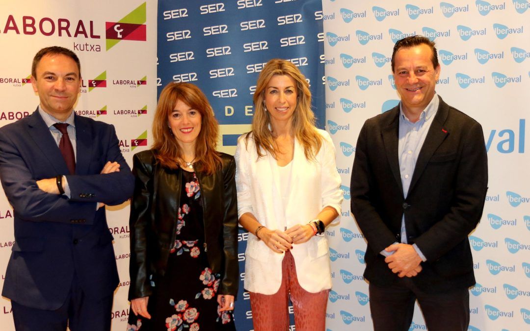 Sandra Martínez acerca a los empresarios de Valladolid la financiación de Iberaval